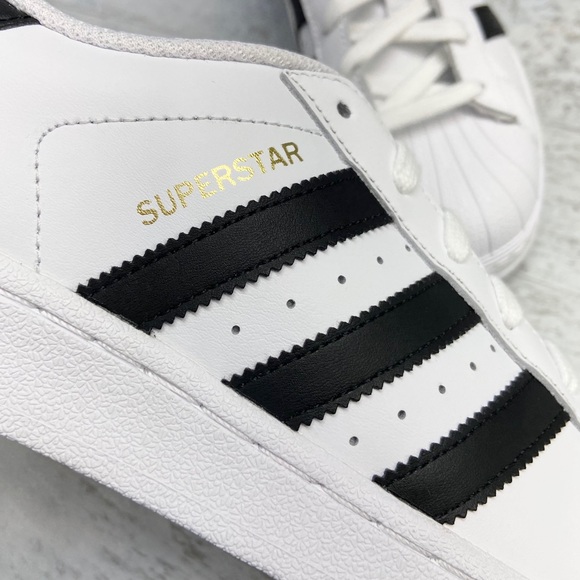 Adidas Superstar Sneakers - Picture 9 of 16